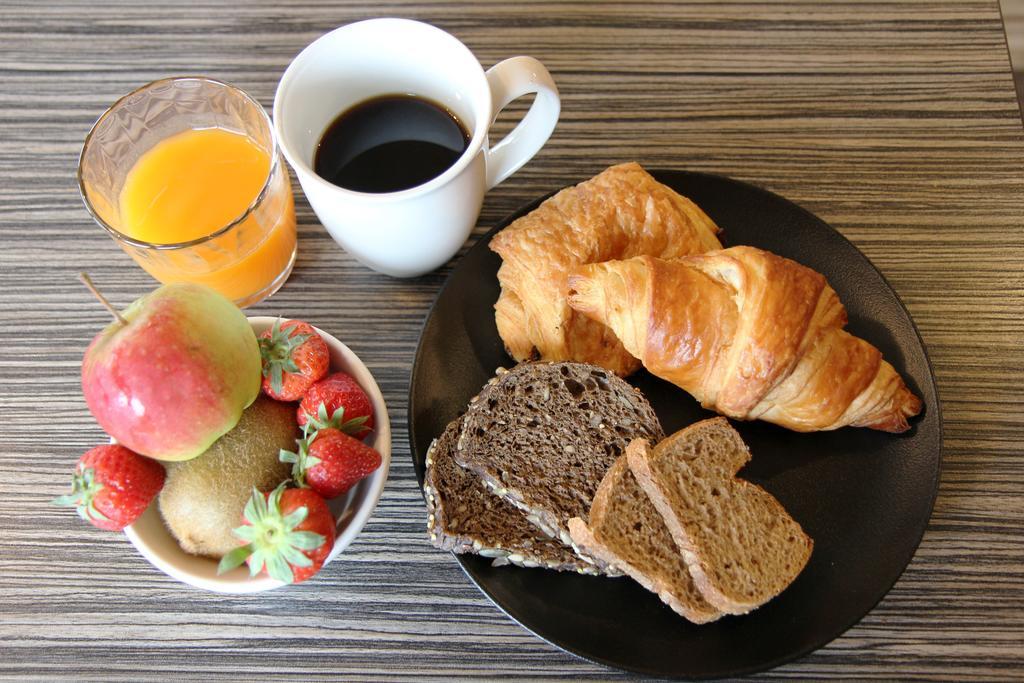 Hotel Best Western The Wish Versailles Guyancourt Esterno foto